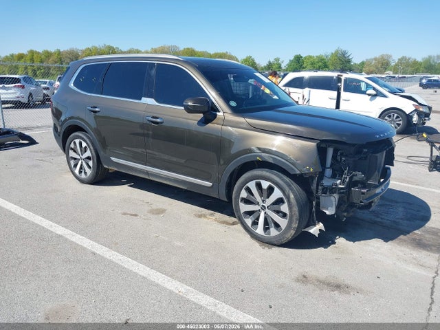Salvage Kia Telluride Image