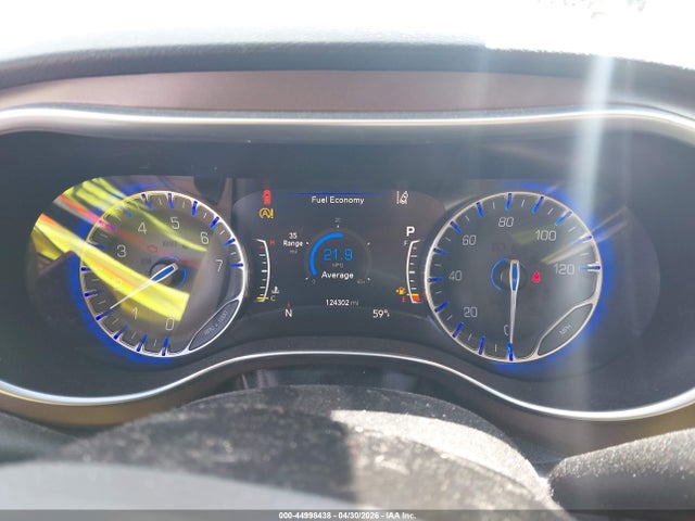 Chrysler Pacifica Touring L Plus
