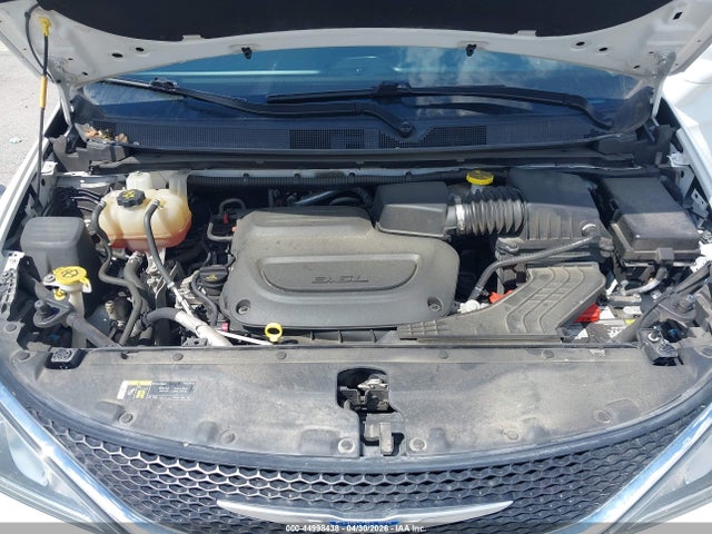 Chrysler Pacifica Touring L Plus