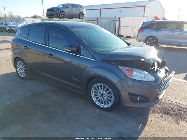 Salvage Ford C-MAX Hybrid Image
