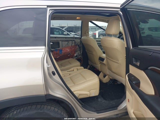 Toyota Highlander Limited Platinum V6