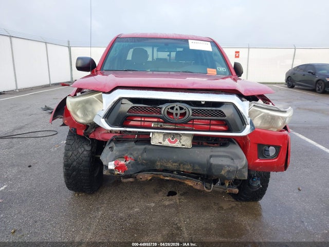 Toyota Tacoma Base V6