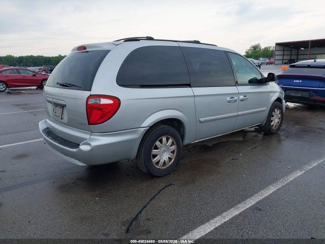 Chrysler Town & Country Touring