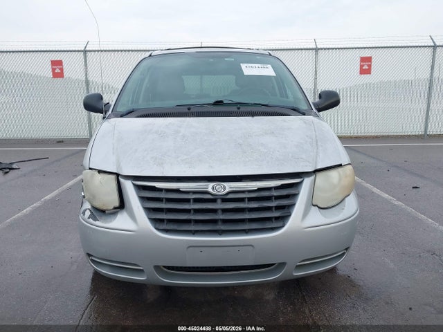 Chrysler Town & Country Touring