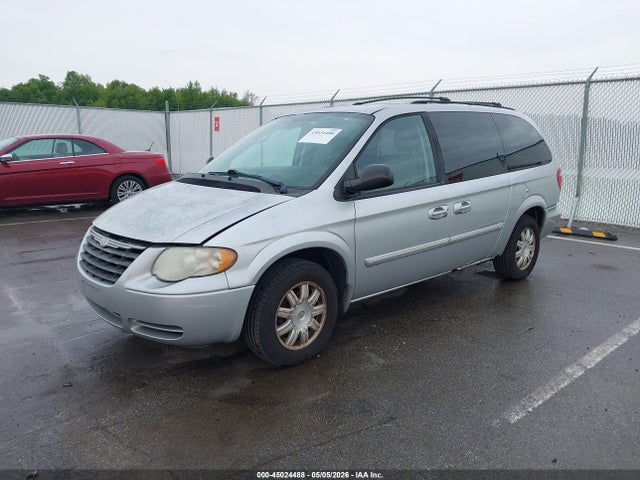 Chrysler Town & Country Touring