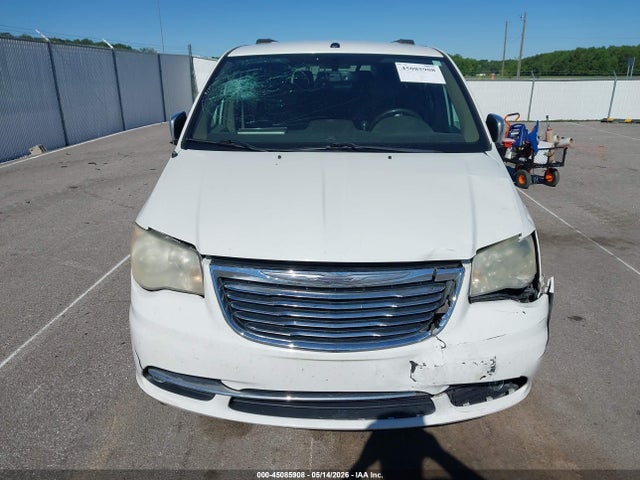 Chrysler Town & Country Touring-l