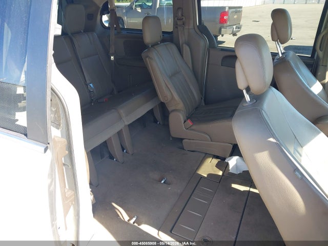 Chrysler Town & Country Touring-l