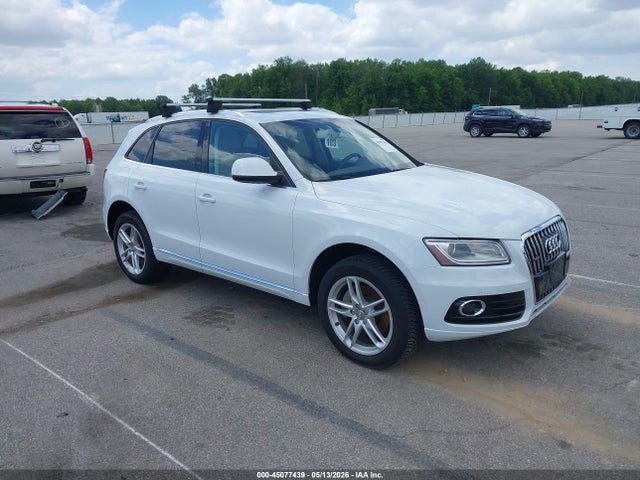Salvage Audi Q5 Image