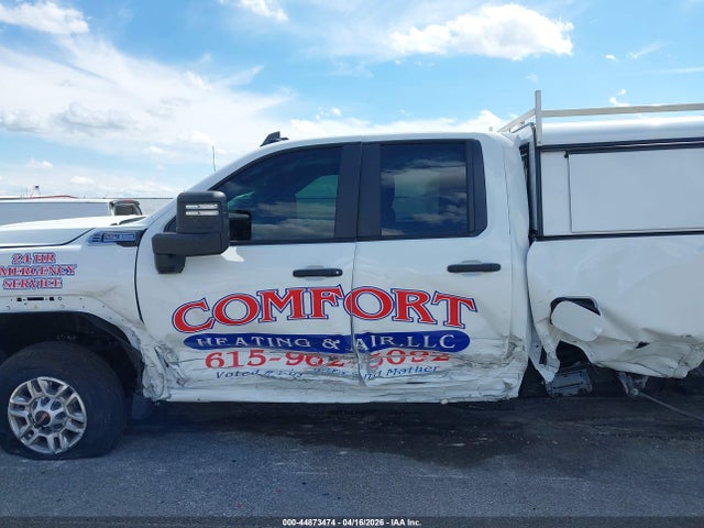 General Motors Sierra 2500HD , Long Bed, Pro, Rwd