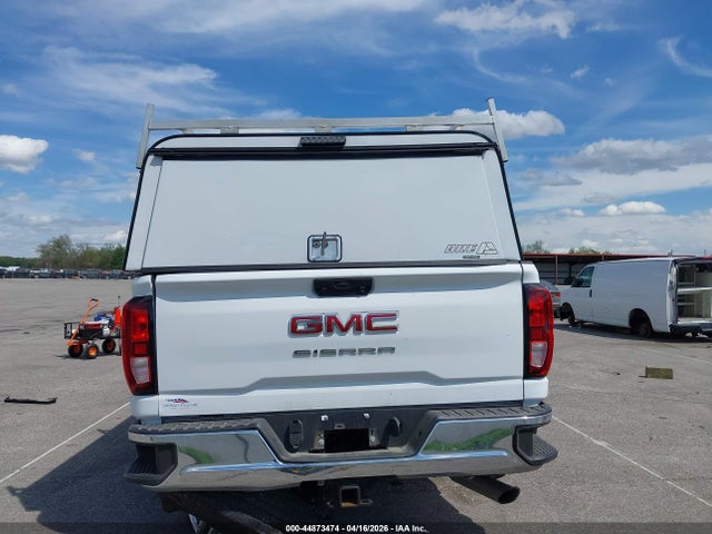 General Motors Sierra 2500HD , Long Bed, Pro, Rwd