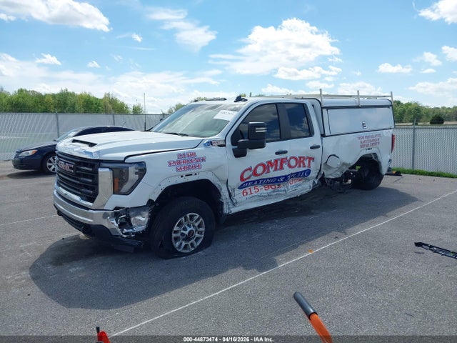 General Motors Sierra 2500HD , Long Bed, Pro, Rwd