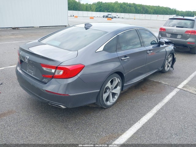Honda Accord Touring 2.0t