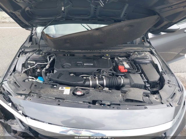 Honda Accord Touring 2.0t