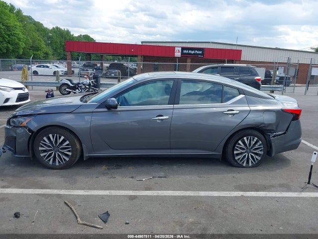 Nissan Altima Sv Intelligent Awd