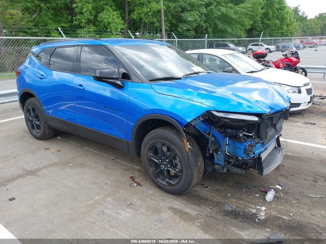 Salvage Chevrolet Blazer Image