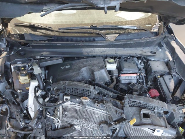 Nissan Pathfinder S 2wd