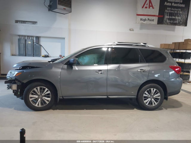 Nissan Pathfinder S 2wd