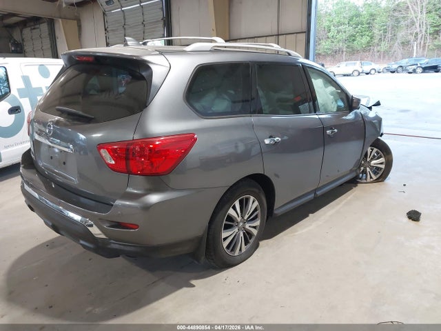 Nissan Pathfinder S 2wd