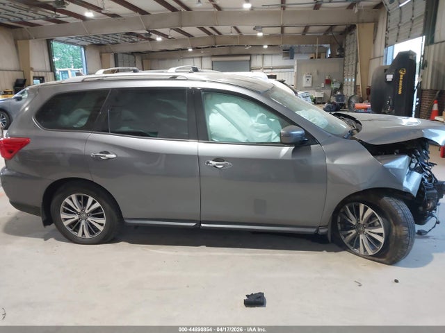 Nissan Pathfinder S 2wd