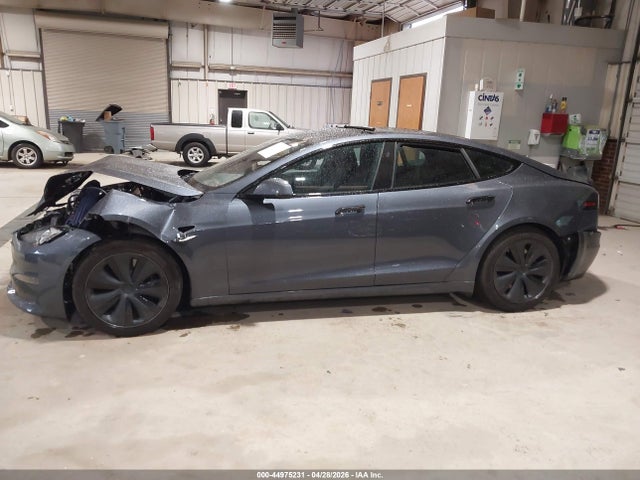 Tesla Model S Dual Motor All-wheel Drive