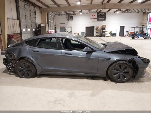 Tesla Model S Dual Motor All-wheel Drive