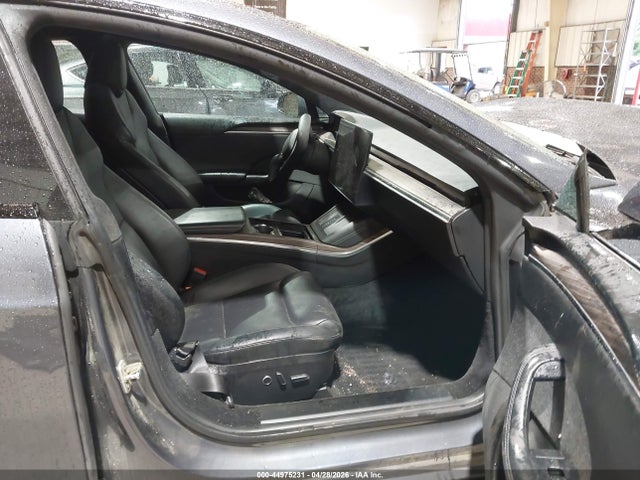 Tesla Model S Dual Motor All-wheel Drive