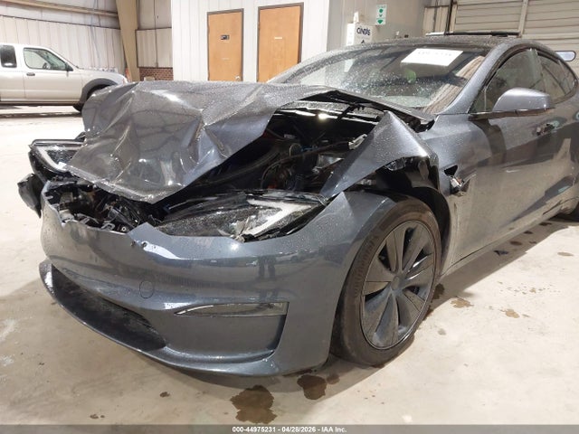 Tesla Model S Dual Motor All-wheel Drive