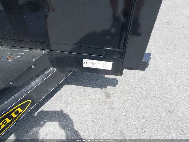 Kaufman Trailers Dump