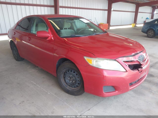 Salvage Toyota Camry Image