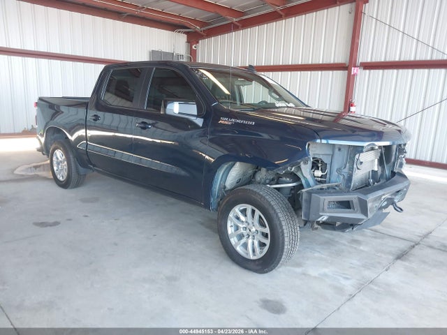 Salvage Chevrolet Silverado 1500 Image