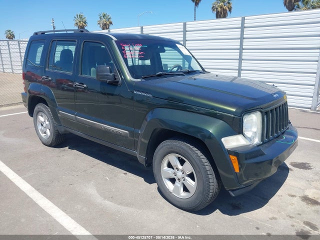 Salvage Jeep Liberty Image