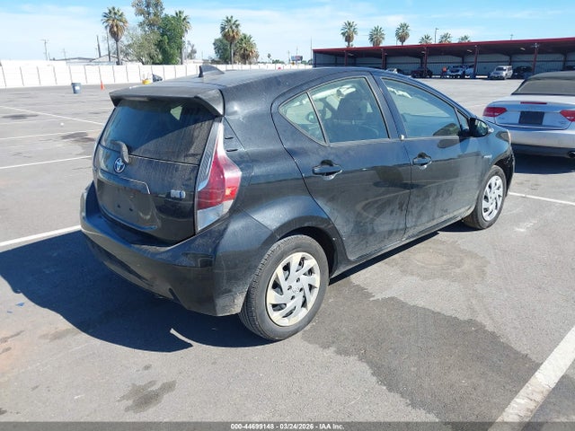 Toyota Prius c Two