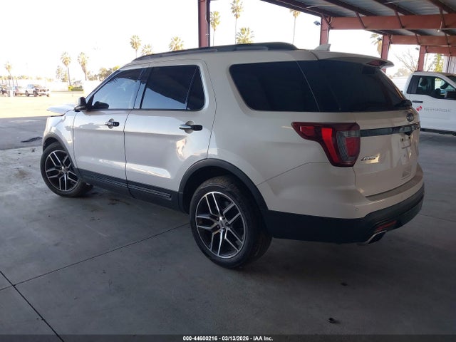 Ford Explorer Sport