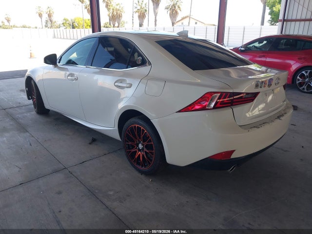 Lexus Is