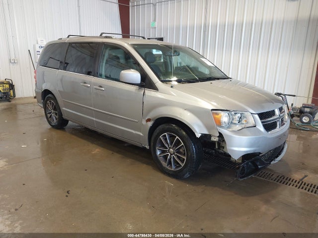 Salvage Dodge Grand Caravan Image