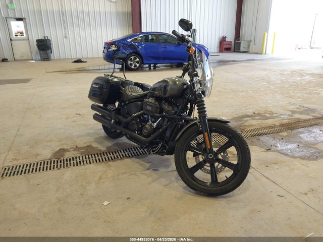 Salvage Harley-Davidson Fxbbs Image