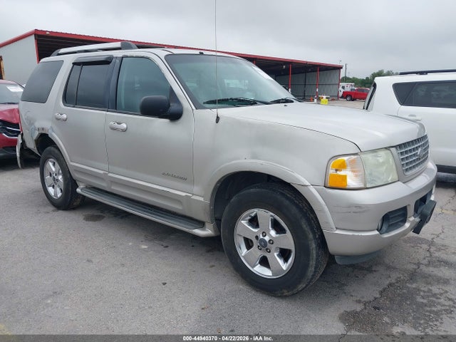 Salvage Ford Explorer Image
