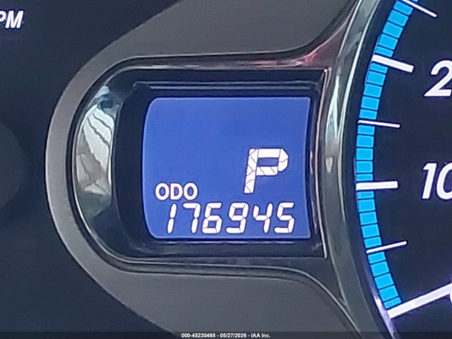 Toyota Sienna Limited V6 7 Passenger