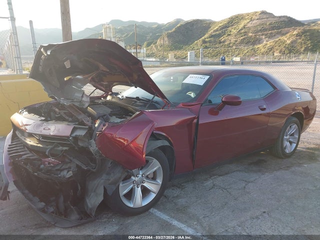 Dodge Challenger Sxt