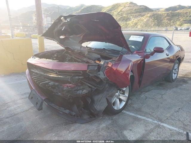 Dodge Challenger Sxt