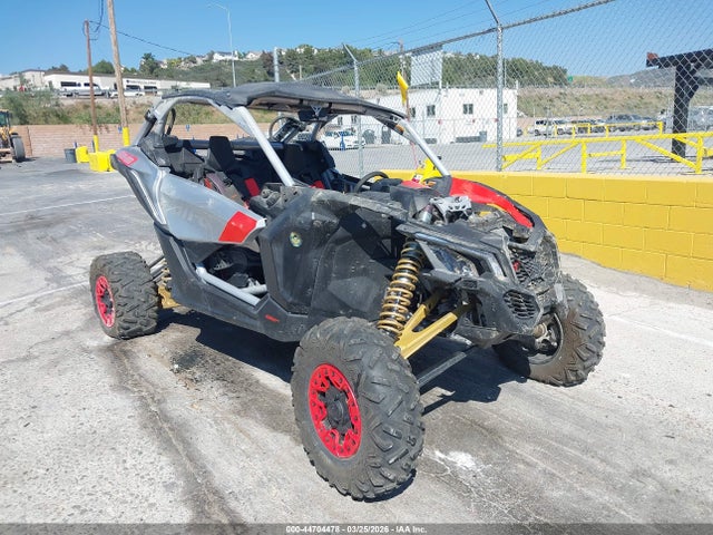 Salvage Can-Am Maverick X3 Image