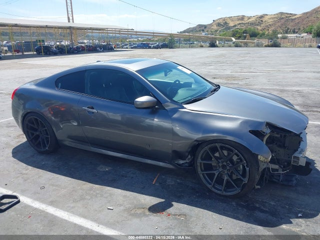 INFINITI G37 Journey