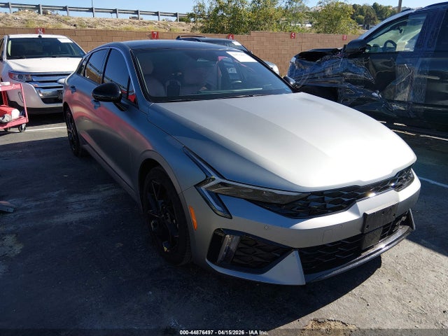 Salvage Kia K5 Image