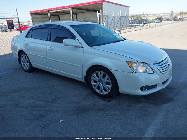 Salvage Toyota Avalon Image