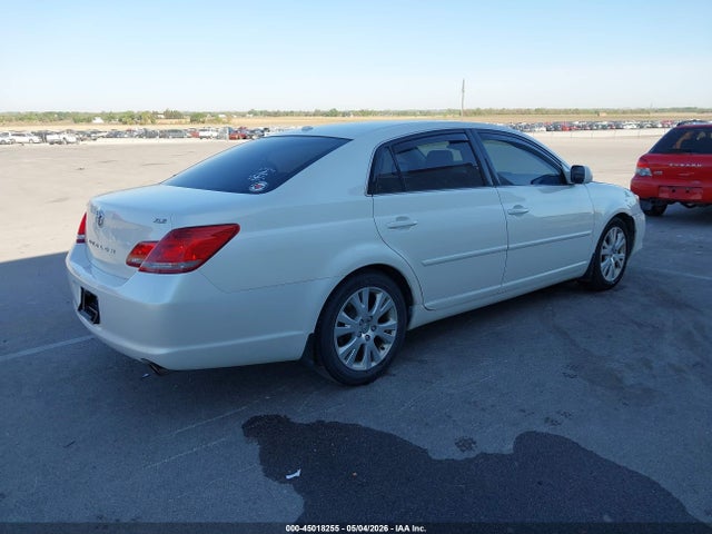 Toyota Avalon Xls