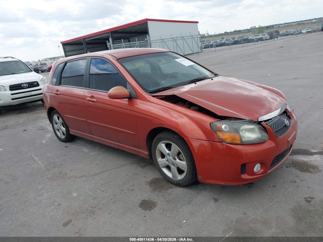 Salvage Kia Spectra Image