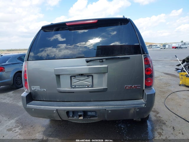 GMC Yukon Denali
