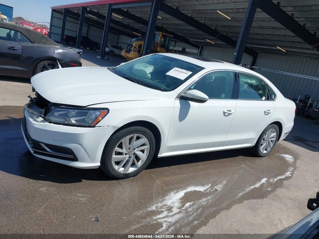 Volkswagen Passat 2.0t Se