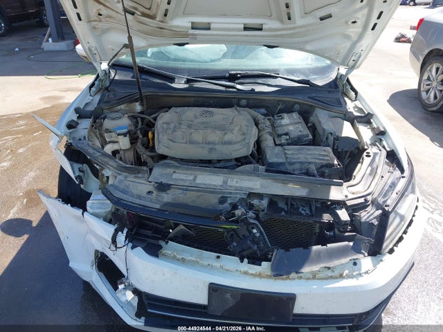 Volkswagen Passat 2.0t Se