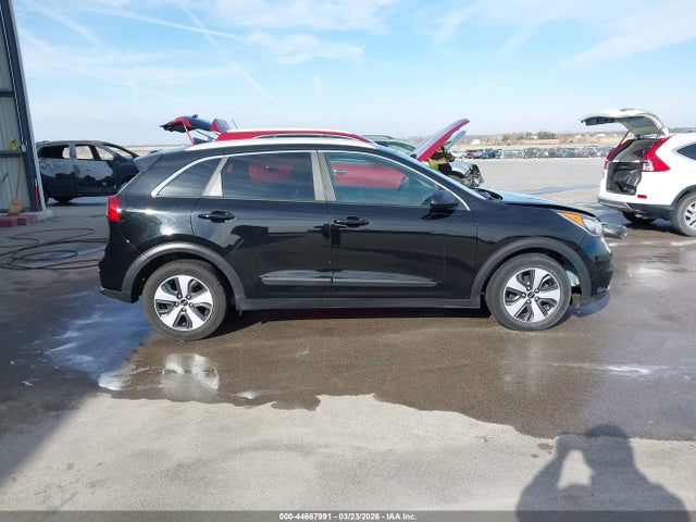 Kia Niro Lx
